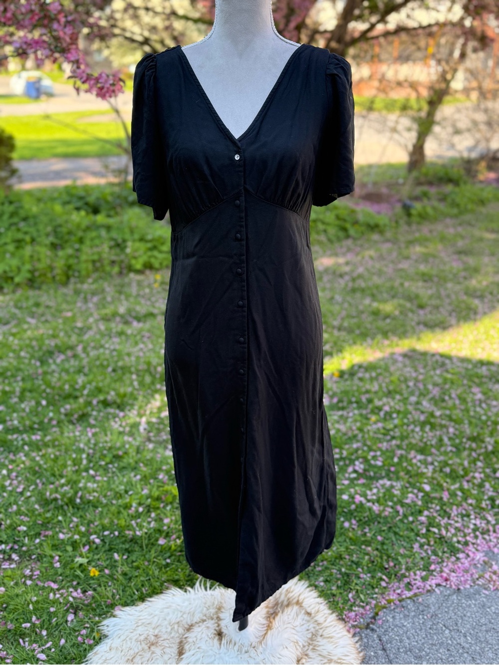 Old Navy Classic Black Button-Front Midi Dress